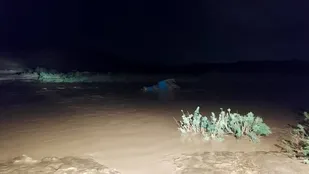 &nbsp;نجات جان راننده خودرو گرفتار سیل در روستای سولوجه هریس