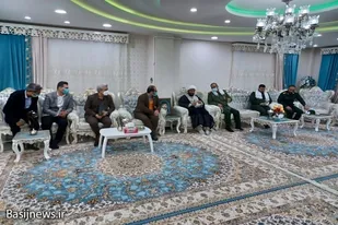با خانواده معظم شهدای بانک سپه در زاهدان دیدار شد