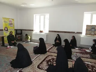 نشست فرهنگی در حوزه زینبیه ناحیه مرکزی برگزار شد/توطئه دشمنان علیه حجاب