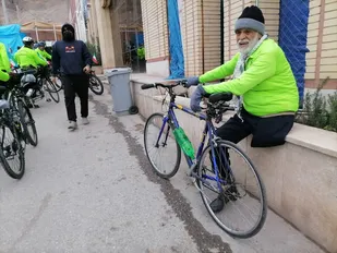 جانبازان دوچرخه&zwnj;سوار مشهدی پس از دو هفته رکاب&zwnj;زنی به عشق سردار دلها به کرمان رسیدند