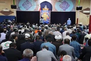میز خدمت دولت در نماز جمعه ایذه با حضور استاندار خوزستان&nbsp;