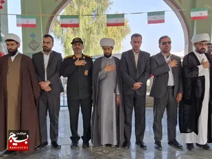 عطر افشانی وغبارروبی قبور مطهر شهدای اهرم