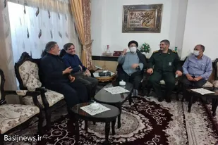 دیدار امام جمعه و فرمانده سپاه اسدآباد با خانواده&zwnj; بازنشستگان