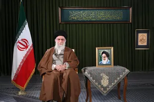 پخش زنده سخنرانی امام خامنه ای مد ظله العالی از مناره مساجد این شهر