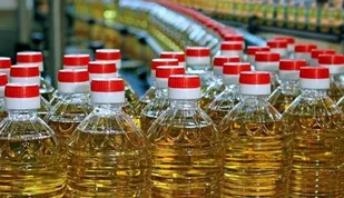 توزیع روغن در روستاهای اسدآباد