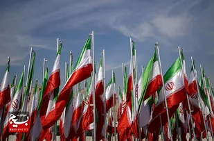 استاد دانشگاه: انسجام ایرانیان در مقابل دشمن خارجی مایه مباهات است