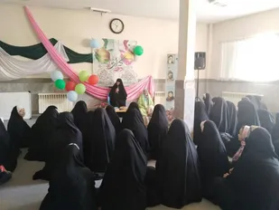 دورهمی دختران حاج قاسم به مناسبت میلاد حضرت معصومه (س)&nbsp;