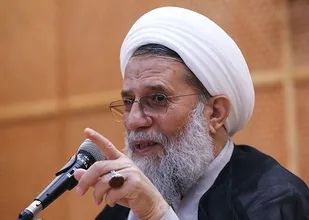 دشمنان از هر روزنه&zwnj;ای قصد نفوذ دارند/ نیروهای مسلح ایستاده&zwnj;اند