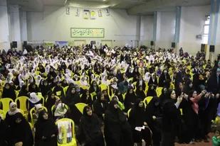 دانش اموزان باید گفتمان استکبارستیزی را در دل خود زنده نگه دارند/جوانان ما وارثان سلیمانی ها هستند