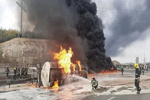 پنج کشته و مصدوم در واژگونی تانکر سوخت در تبریز