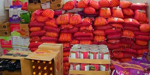 توزیع ۱۰۰ هزار بسته کمک معیشتی به مناسبت هفته بسیج در خوزستان