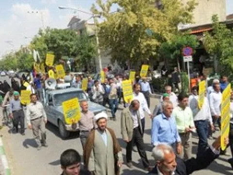 راهپیمایی نمازگزاران فاروجی در حمایت از مسلمانان میانمار