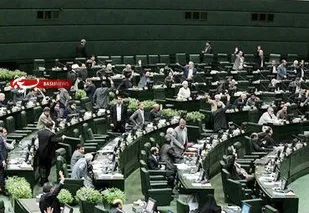فرزندان شهدا باید به نمایندگان خط بدهند