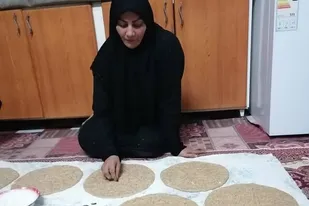 توزیع غذای نذری به همت پایگاه&zwnj;های بسیج بندر ریگ