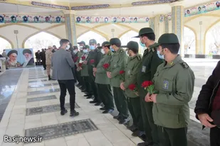 غبارروبی و عطر افشانی مزار مطهر شهدای فامنین