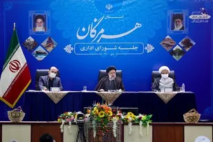 وظیفه ما اجرای عدالت در همه حوزه&zwnj;هاست /بومی گزینی در تربیت پزشک مورد توجه باشد