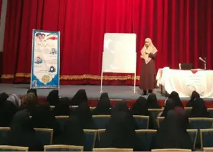 کارگاه مشاوره خانواده با موضوع زبان بدن