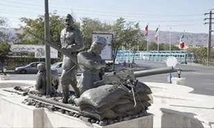 مجسمه مرزبانان شهید در جلفا رونمایی شد