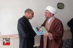 دیدار مسئول نمایندگی ولی فقیه در سپاه انصارالحسین(ع) همدان با محمدحسین ترکاشوند