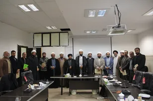 مسئولین کمیته اجرایی و برگزار کنندگان جشنواره ورزشی طلاب بسیجی تقدیر شدند