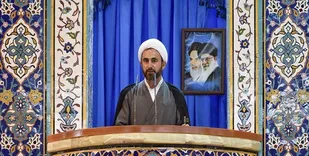 تقارن نماز جمعه با روز عاشورا، نشانه هم افزایی معنویت و بصیرت