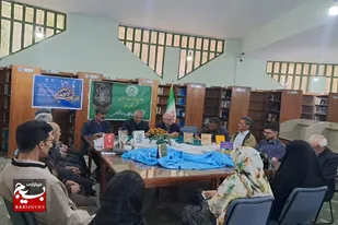 برگزاری عصر شعر &laquo;زمزمه قدسیان&raquo; در ملایر
