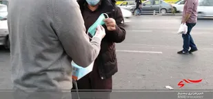 2500 ماسک بهداشتی در رزمایش آمرین سلامت منطقه حصارک توزیع شد