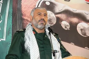 مسئولین باید نوکر و خدمتکار مردم باشند