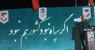 سپاه پاسداران چهل&zwnj;وهفت سال در خط انقلاب و خدمت به مردم ایستاده است