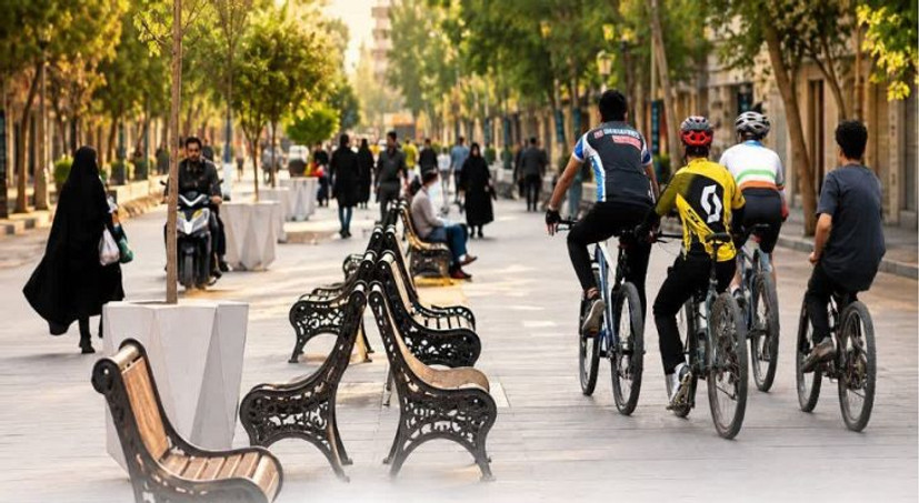 مسیر دوچرخه‌سواری در پیاده‌راه مرکزی اراک اجرا می‌شود