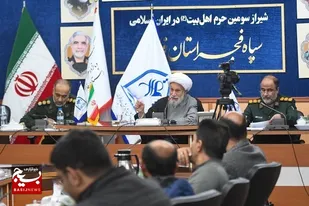 دیدار صمیمی مدیران ارشد دانشی و پژوهشی نیرو&zwnj;های مسلح نظامی و انتظامی استان فارس با نماینده، ولی فقیه در فارس