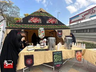 تهیه و توزیع ۱۳۶۰ بسته تبرکی در اردبیل +تصویری