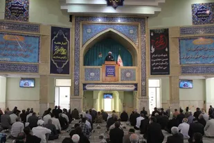 سیاسیون فراموش نکنند که آنها هم قیامت دارند