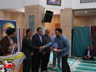 برگزاری مراسم گرامیداشت هفته دفاع مقدس در بندر امیرآباد