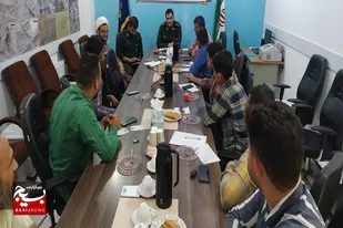 جلسه مسوول عملیات سپاه ناحیه با بسیجیان سرخه برگزار شد