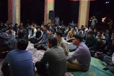 دوره یاوران ولایت، با حضور 220 نفر از فرماندهان واحد های بسیج دانش آموزی برادر و خواهر استان زنجان برگزار گردید