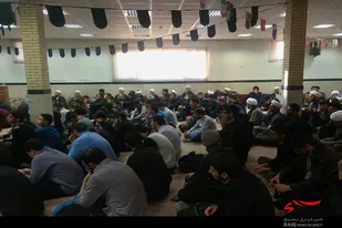 دیدار جمعی از طلاب و اساتید حوزه علمیه با نماینده ولی فقیه در استان همدان