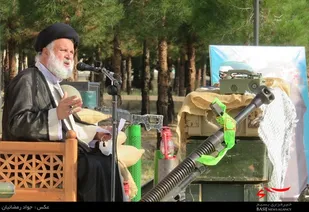 جنگ نابرابر ۸ ساله از زبان امام جمعه دامغان/ دنیای کفر بر علیه پرچم دار اسلام ناب
