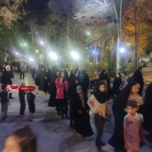 برگزاری ایستگاه صلواتی و پذیرایی از عزاداران حضرت امام حسین(علیه السلام) در گلستان شهدای اصفهان