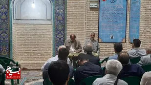 با الگوگیری از قیام عاشورا از حریم اسلام ناب و انقلاب اسلامی پاسداری شد