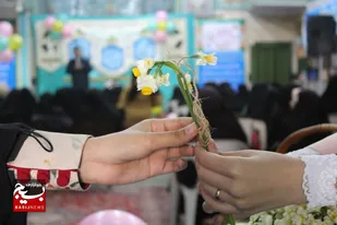 اعیاد شعبانیه با هدف امیدرآفرینی و نشاط بخشی به محله، در رجایی شهر برگزار شد