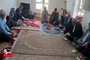 &nbsp;ایثار و گذشت خانواده شهدا الگوی مناسبی برای تربیت نسل&zwnj;های آینده است