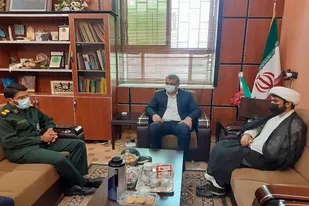 خدمت بی منت به مردم وظیفه همه مدیران است