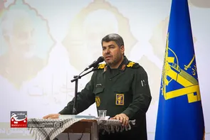 مردم با حفظ میدان، فتنه‌های دشمن را خنثی کردند