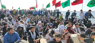 بازدید طلاب زنجانی از مناطق عملیات جنوب کشور