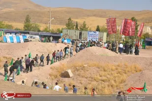 بازدید دانش آموزان از نمایشگاه دستاوردهای دفاع مقدس در تیپ ۸۲ سپاه صاحب الامر(عج) استان قزوین