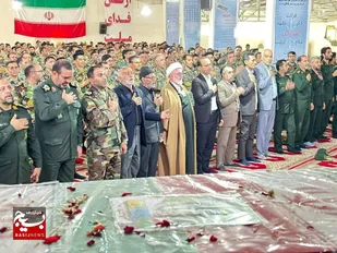 آیین وداع با شهید تفحص شده &laquo;شجاعیان&raquo; در شاهرود+ تصاویر