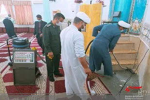 غبارروبی مساجد و نمازخانه های شهرستان نیکشهر