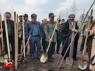 مشارکت سپاه قدس گیلان در طرح سراسری کاشت یک میلیارد درخت&nbsp;