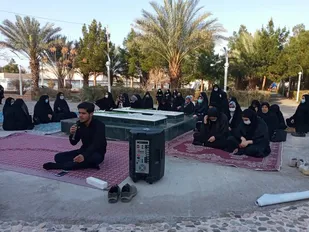 مراسم عزاداری شهادت امام موسی کاظم (ع) در گلزار شهدای گمنام روستای مبارکه